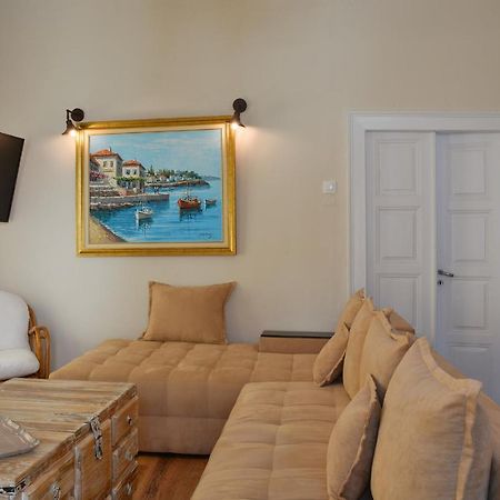 The Veranda Of Gavrion-Exclusive, Centrally Located With Seaview Kültér fotó